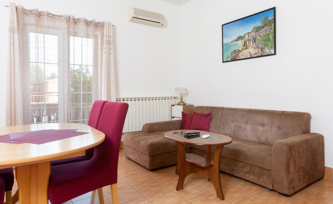 Marco Polo Apartment *