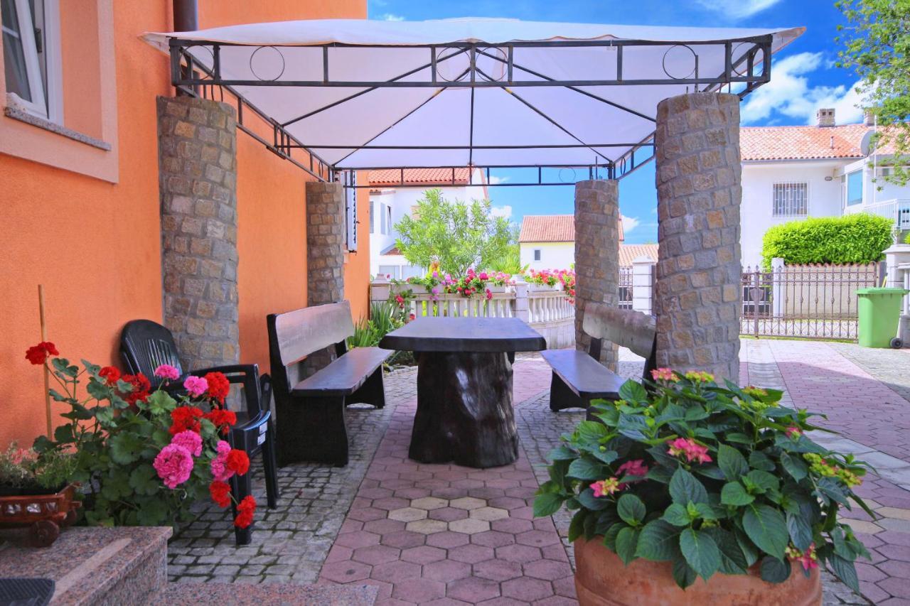 Marco Polo Apartment