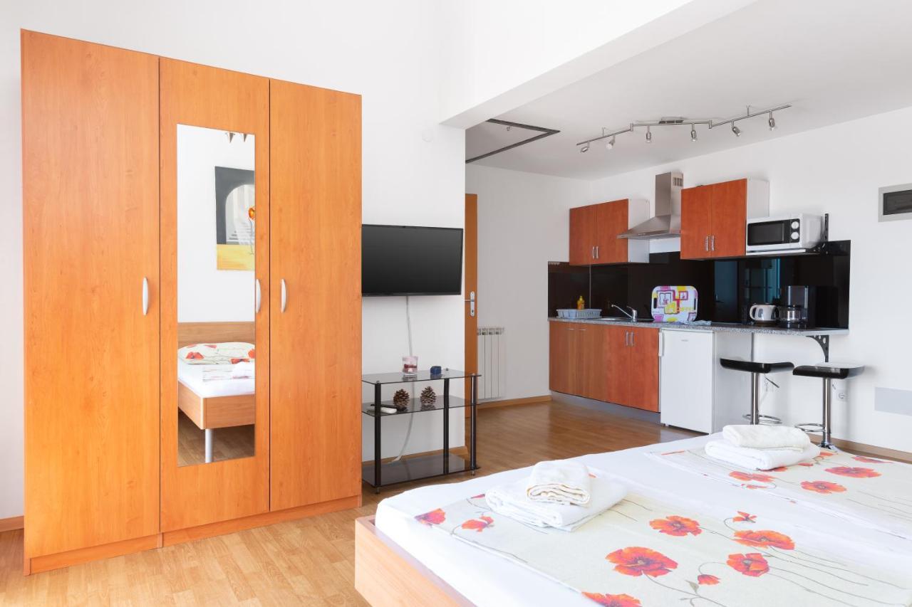 Marco Polo Apartment